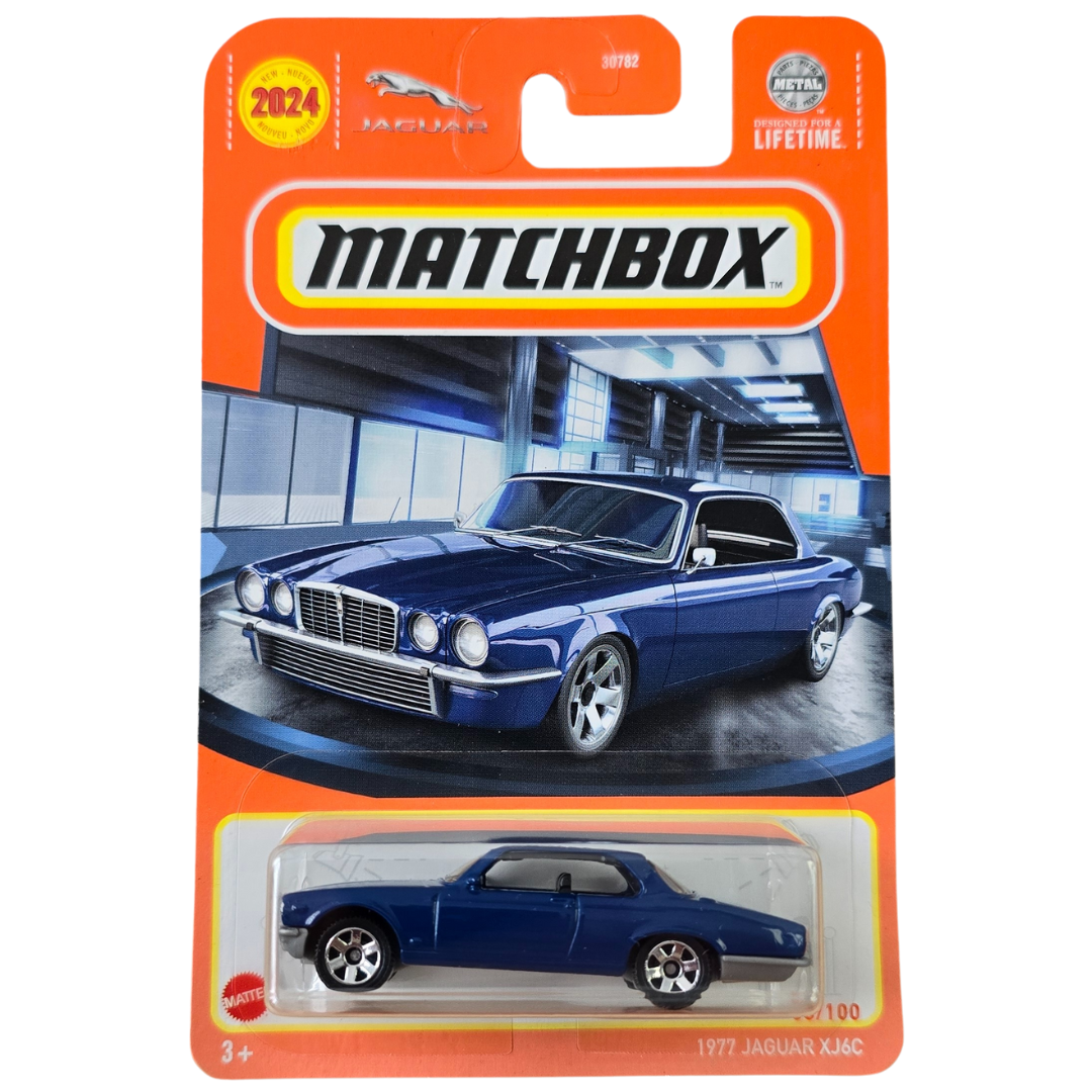 Matchbox - 1977 Jaguar XJ6C (Azul Marino)