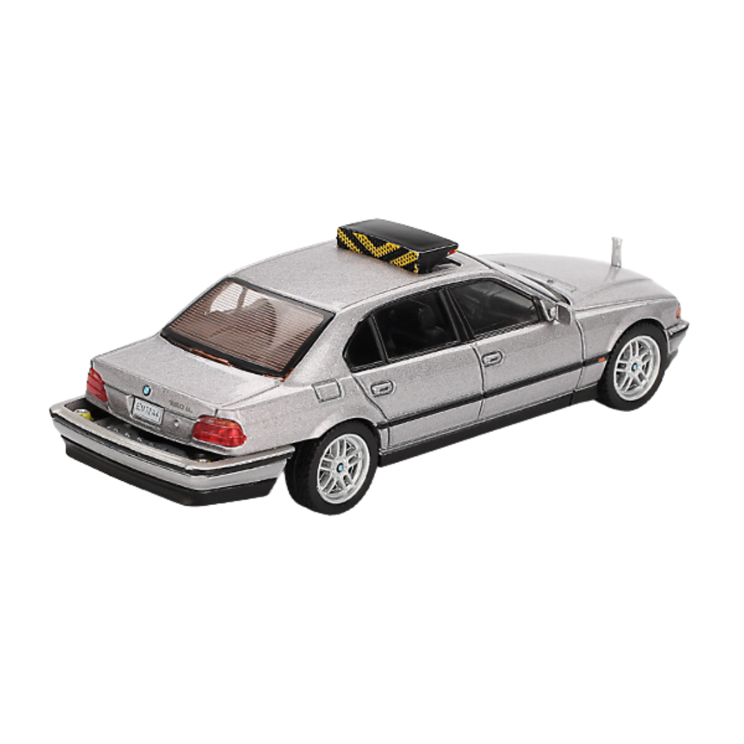 Mini GT (Tomorrow Never Dies) - BMW 750IL