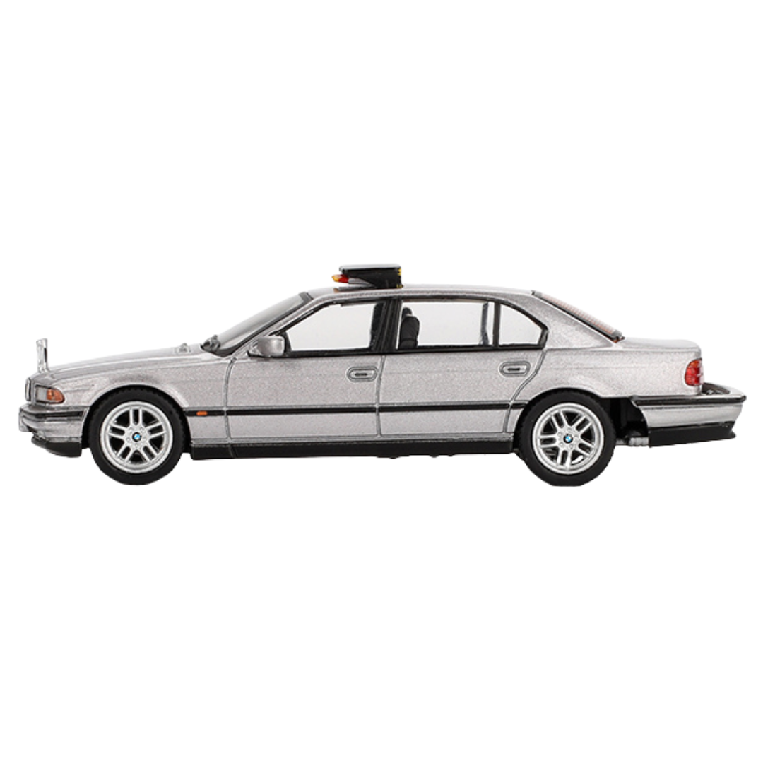 Mini GT (Tomorrow Never Dies) - BMW 750IL