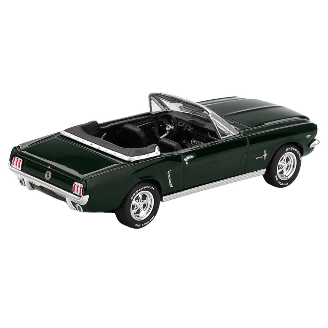 Mini GT - Ford Mustang Convertible 1964