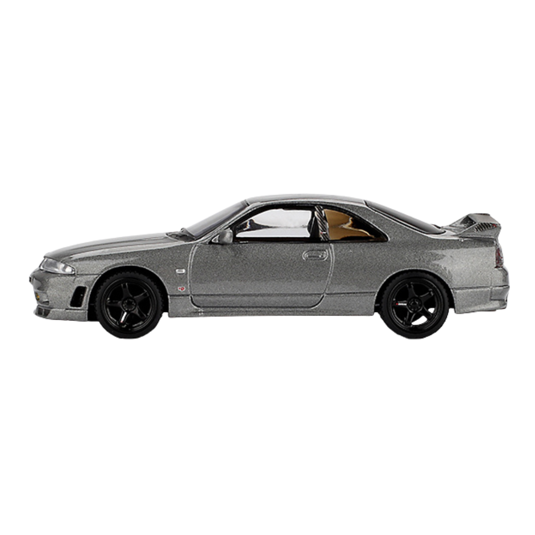 Mini GT - Nissan Skyline GT-R (NISMO BCNR33 CRS Version)