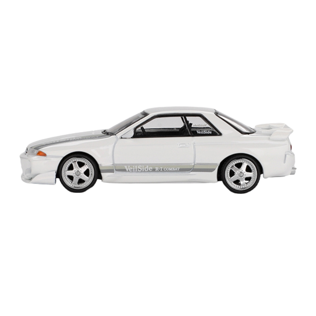 Mini GT - Nissan Skyline GT-R (R32) VeilSide Combat C-I